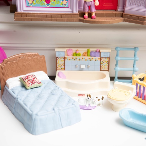 Fisher Price Loving Family Doll House Grand Manor Mansion with 22 Accessories! - Picture 4 of 11